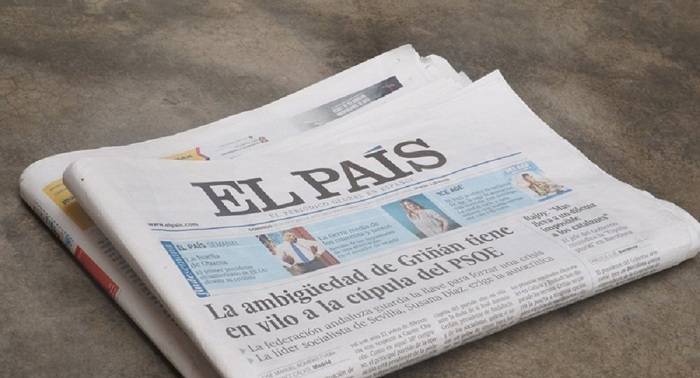 Cuatro colaboradores abandonan El País por su cobertura informativa de Cataluña