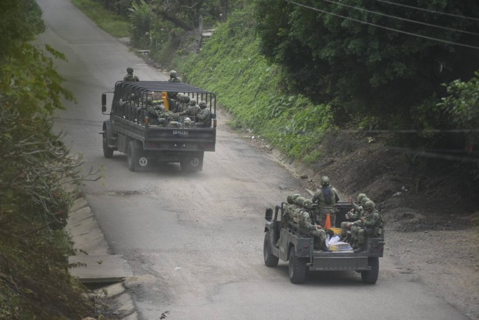 Un enfrentamiento entre marinos y hombres armados deja 14 muertos en Veracruz