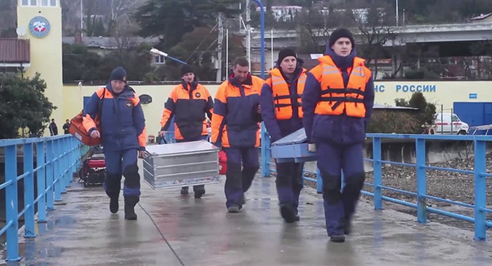 Equipos de rescate recuperan 15 cuerpos tras el accidente aéreo cerca de Sochi 