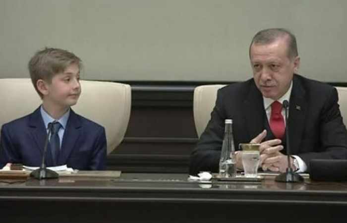 Erdoğan empfängt Kinder