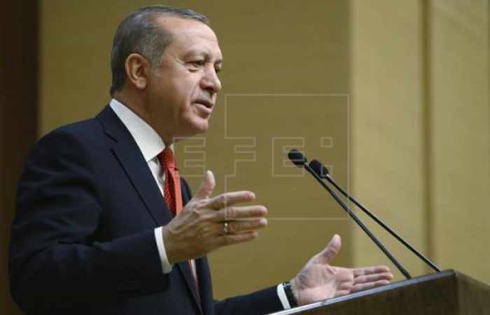 Erdogan pide un diálogo multilateral para resolver el conflicto de Cachemira