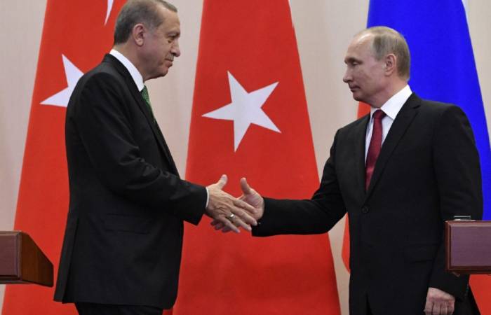 Poutine lève des sanctions contre la Turquie