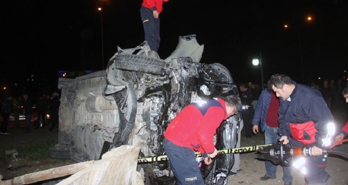 Minibus carrying Erdogan's security personnel involved in car accident; 4 injured