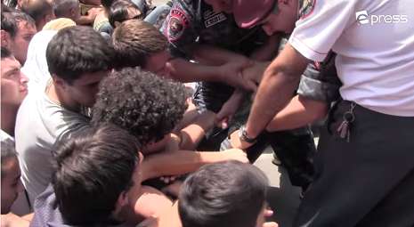 Police used violence while dispersing Yerevan rally, 46 protesters detained - VIDEO