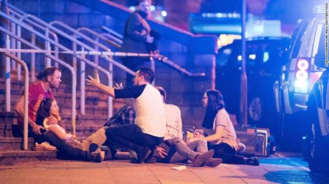"Hero" in Manchester terror attack admits he stole from victims