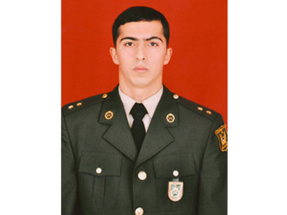 Şəhid olan zabitimiz dəfn olunur
