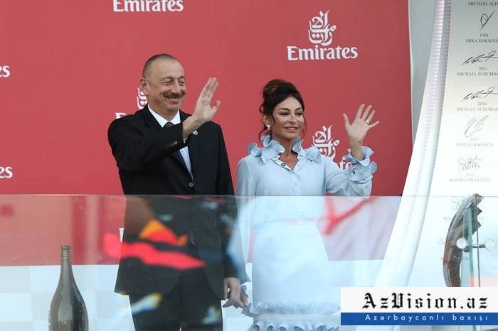 Ilham Aliyev, his spouse watching competitions as part of 2017 Formula 1 Azerbaijan Grand Prix