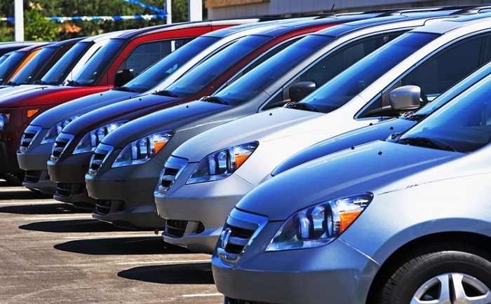 Azerbaijan halves car import