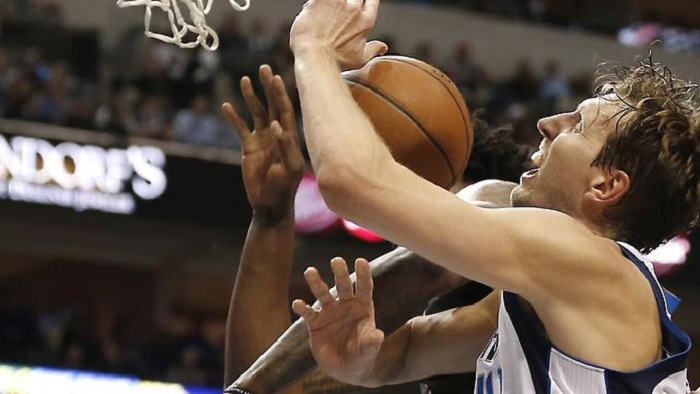 Nowitzki rutscht mit Dallas in die Krise