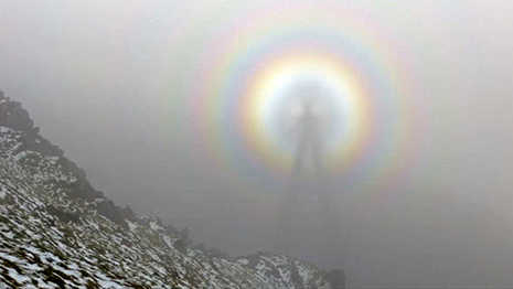 Is That a Ghost? Nope, It`s a Weather Phenomenon - VIDEO