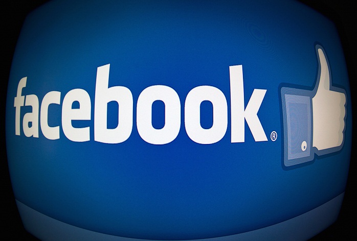 Facebook disponible en langue corse