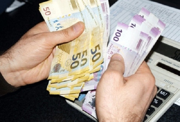 Average monthly salary in Azerbaijan increased by over 4% in 2015