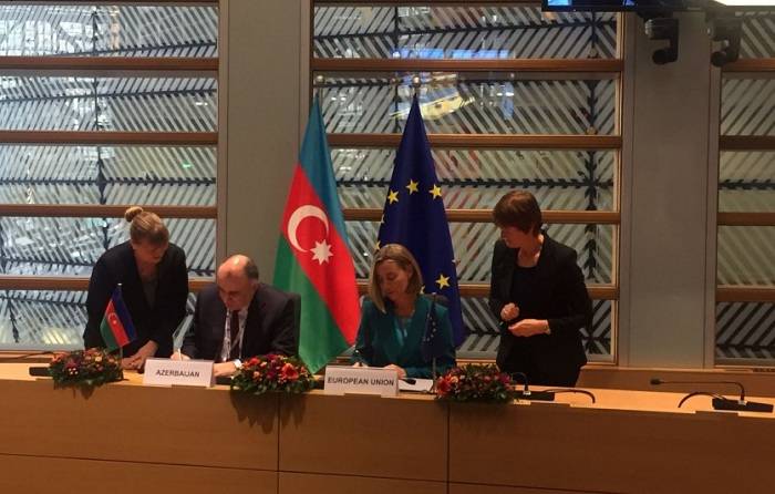 Se pactó un documento entre Azerbaiyán y UE