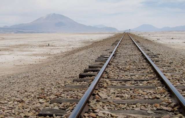 Empresarios franceses y suizos llegarán a Bolivia para impulsar tren bioceánico 