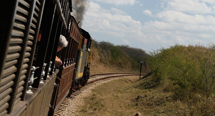 Choque ferroviario causa 6 muertos y 50 heridos en Cuba