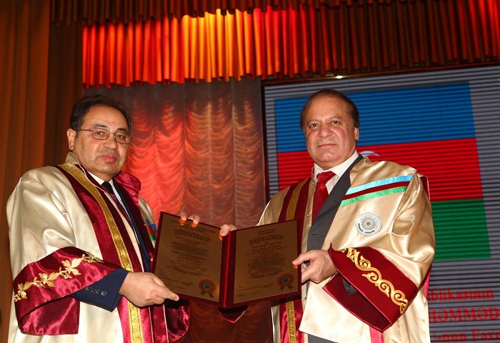 Pakistani PM receives honorary doctorate from Baku State University