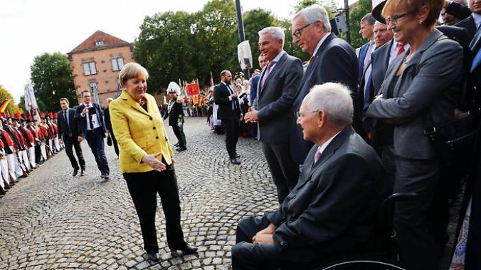 Merkel dankt Schäuble "von Herzen"