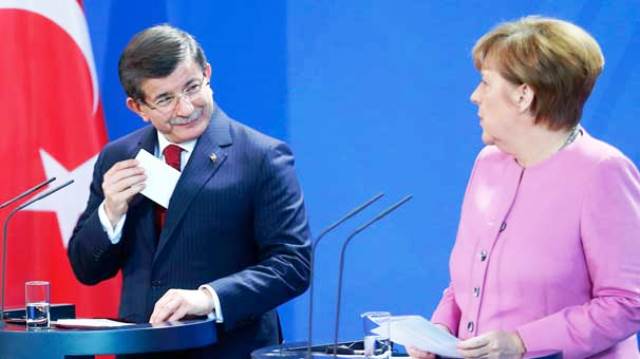 Merkellə Davudoğlu razılaşdı: NATO Suriyaya girir