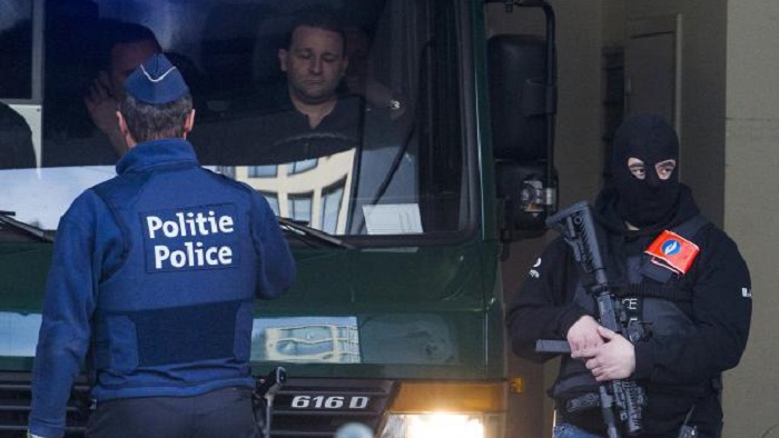 Brussels metro bomb suspect talking to police, lawyer says   