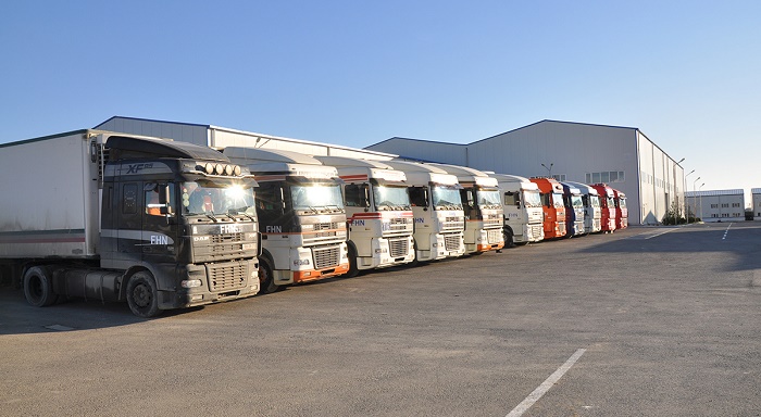 Azerbaijan sends humanitarian aid to Tajikistan
