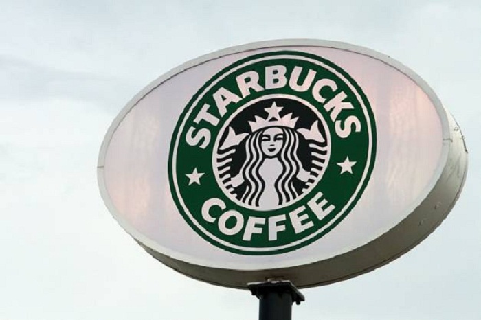 Fiat et Starbucks sommés par l`UE de rembourser 20 à 30 millions d`euros