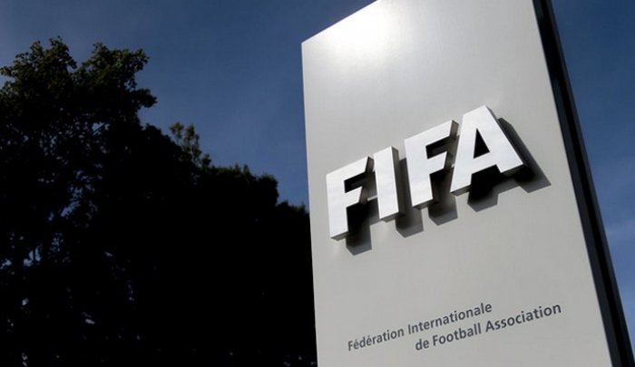 الفيفا ينفي تلقيه "طلبا من دول عربية لسحب استضافة كأس العالم من قطر"