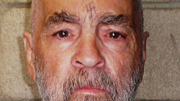 Charles Manson trop faible pour être opéré