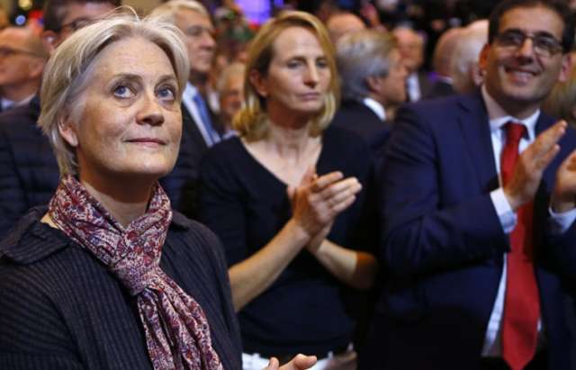 Francois Fillon’s wife wants him to continue presidential race 'Until the End'