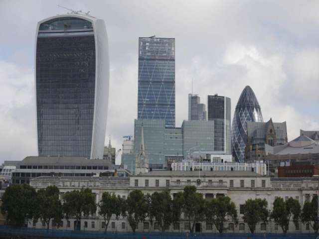 Third sign in three days Brexit is hurting the economy