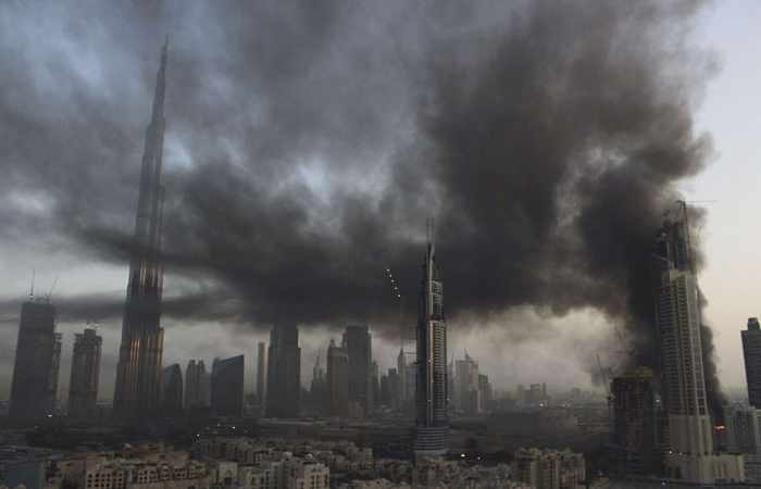 Large fire burns in Dubai near site of dramatic 2015 blaze