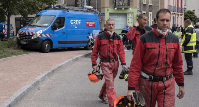 Fire in Northern Paris suburbs injures at least 12 people