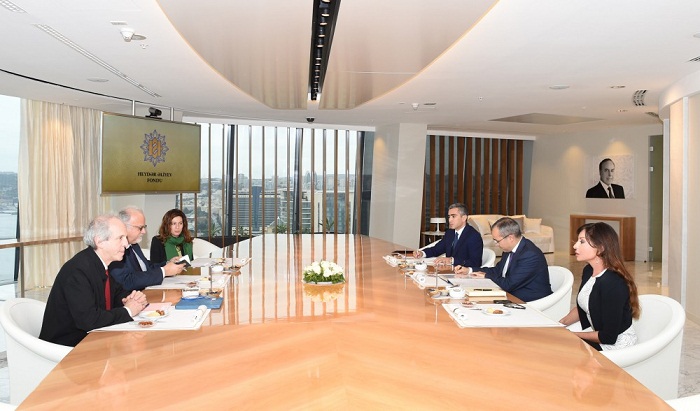 Education discussed between Azerbaijani first lady, Strasbourg University president