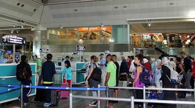 Türkei: Fluggastverkehr legt 2016 bislang vier Prozent zu