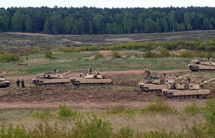 EEUU despliega tropas y blindados en la frontera entre Turquía y Siria