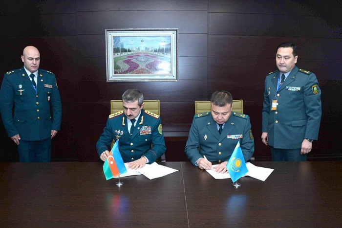 Les autorités frontalières de l’Azerbaïdjan et du Kazakhstan signent un protocole