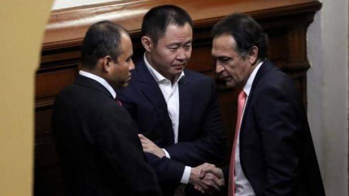 Estalla la guerra entre la prole del Alberto Fujimori