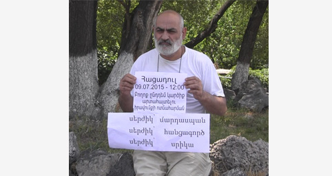 Armenian Activist Starts Hunger Strike in Front of President