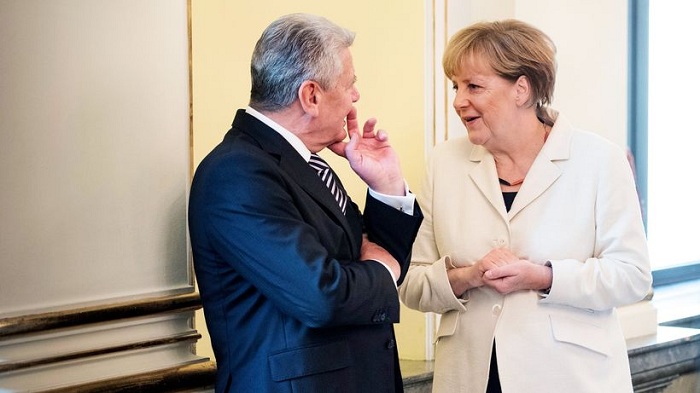 Merkel wünscht sich zweite Amtszeit von Gauck