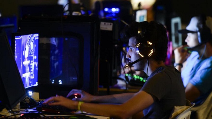 Les services secrets britanniques veulent recruter 1.000 geeks