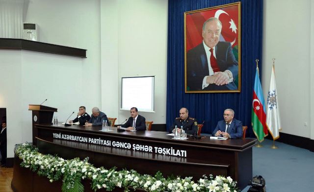 Elmar Vəliyev vətəndaşlarla görüşdü – Foto