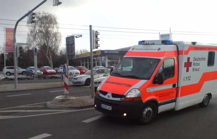 Several injured when car drives into bicycle race in Germany