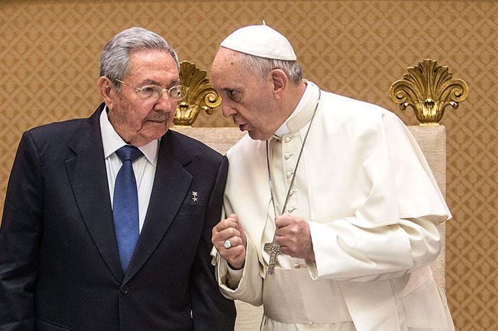 President Obama Talked to Raul Castro About Pope