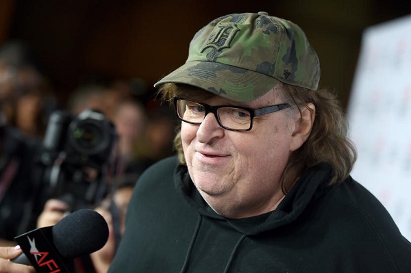 Michael Moore dénonce un "coup d`État" organisé par Trump