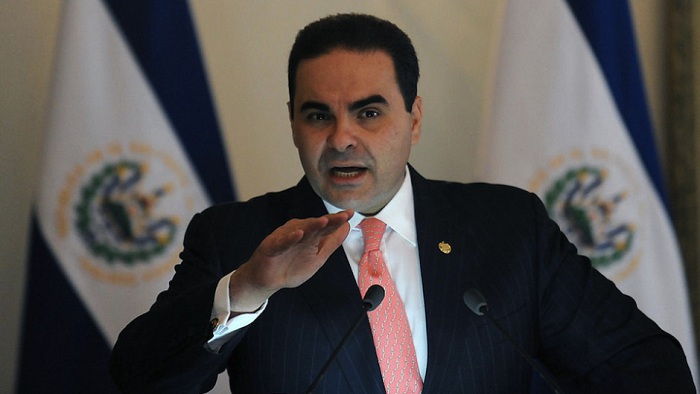 Detienen al expresidente salvadoreño Elías Antonio Saca