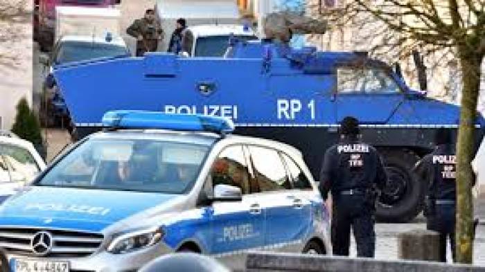 Mann (19) lagert 276 Kilo Sprengstoff im Elternhaus