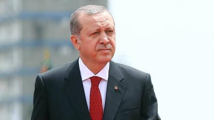Erdogan sale de gira por el Golfo para mediar en crisis