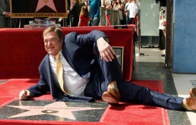 John Goodman enthüllt Stern auf dem «Walk of Fame»