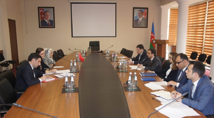 Azerbaijan invites Switzerland to financial strategy development