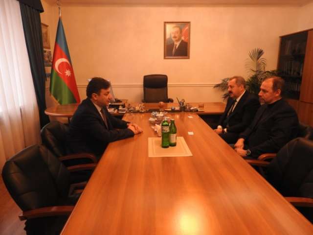 Azerbaijan, Ukraine to jointly produce rail carriages
