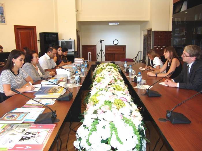 CICR no cesa de atender a la situación de los prisioneros de Kalbadzar